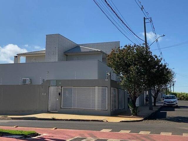 #103 - Casa para Venda em Lunardelli - PR - 1